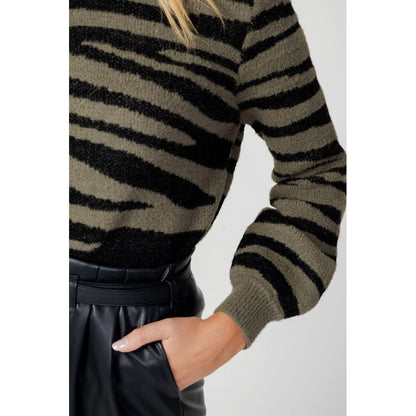 Jacqueline De Yong Green Nylon Sweatshirt