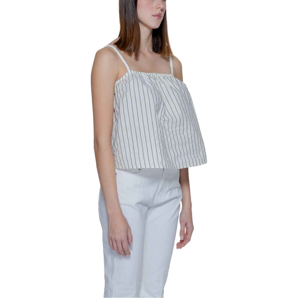 Vero Moda – Tanktop aus Bio-Baumwolle in Beige