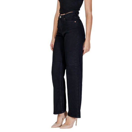 Vero Moda – Schwarze Mom-Jeans aus Baumwolle