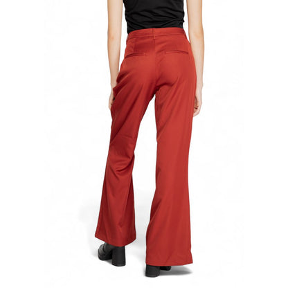 Vero Moda – Rote Polyesterhose