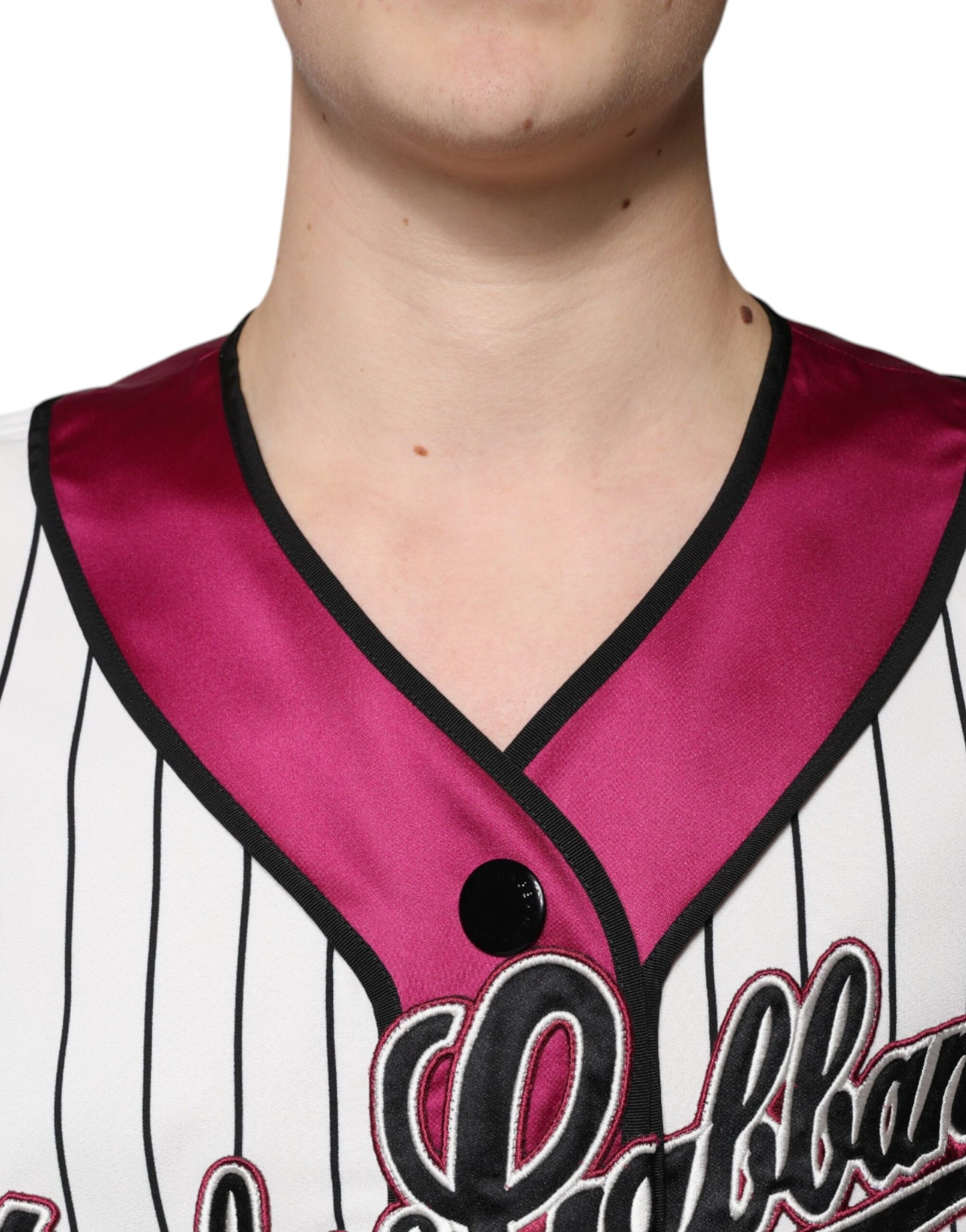 Dolce &amp; Gabbana – Mehrfarbiges Jersey-T-Shirt mit V-Ausschnitt und Logo