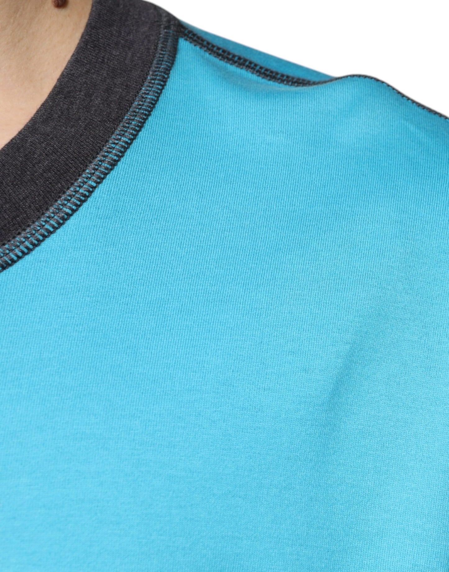 Dolce &amp; Gabbana – Blaues T-Shirt mit Rundhalsausschnitt und kurzen Ärmeln