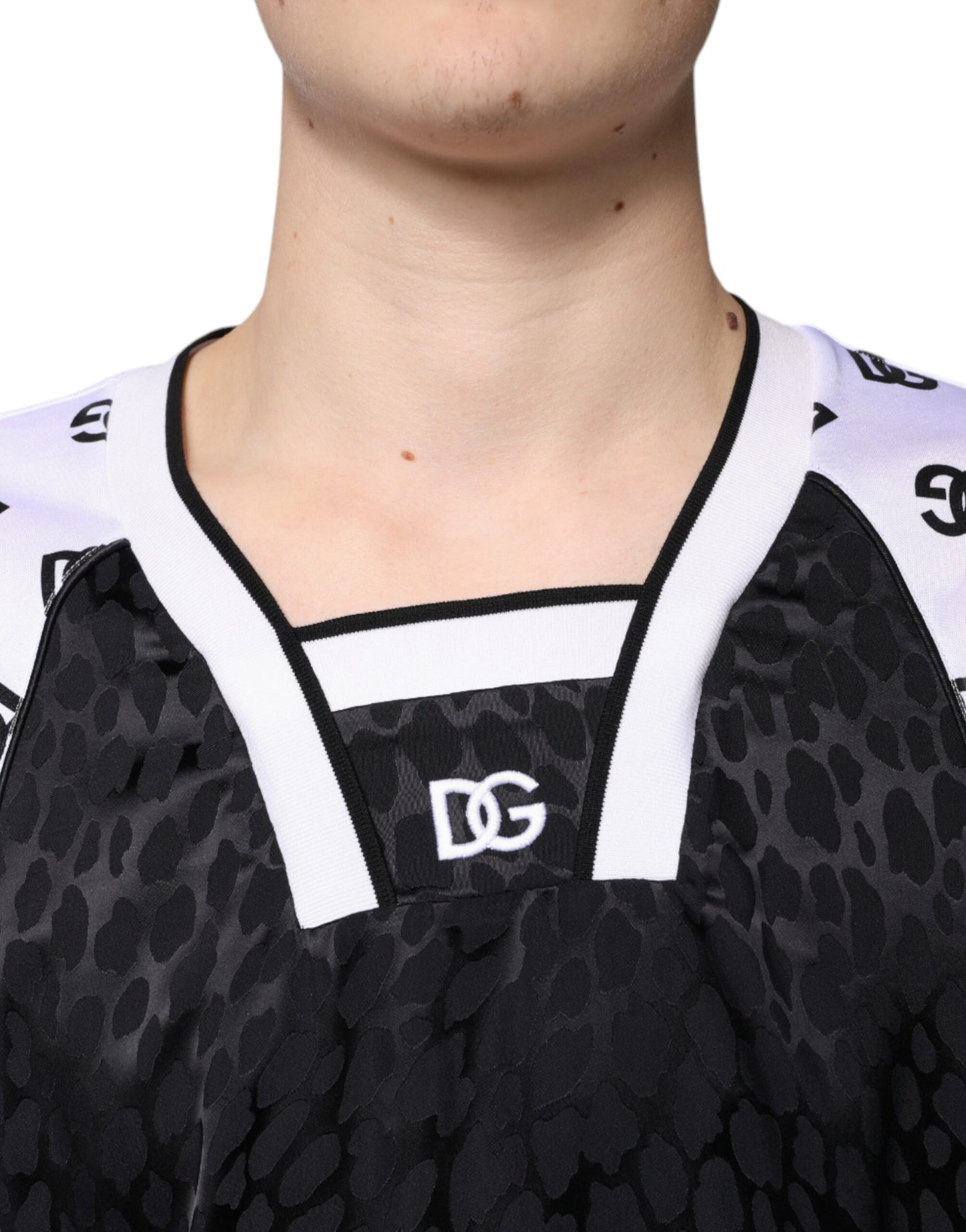 Dolce &amp; Gabbana – T-Shirt mit Logo in Schwarz und Weiß für Herren mit kurzen Ärmeln