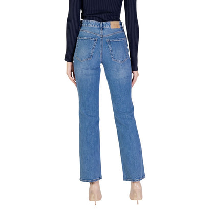 Vero Moda – Hellblaue Mom-Jeans aus Baumwolle