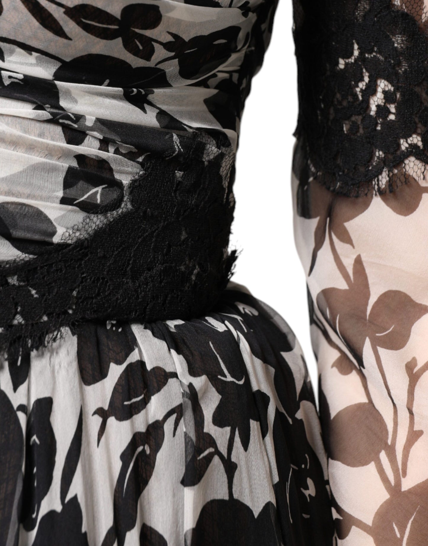 Dolce &amp; Gabbana – Maxikleid „Ricamo“ aus schwarzer Seide mit floraler Spitze