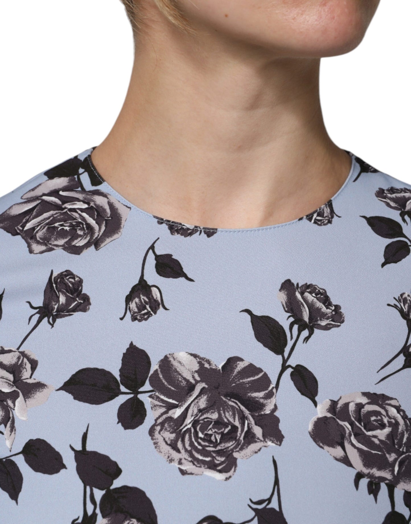 Valentino – Hellblaues, geblümtes Minikleid in A-Linie mit langen Ärmeln