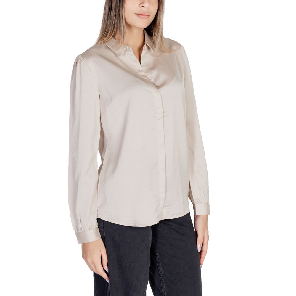 Vila Clothes – Goldene Polyesterbluse