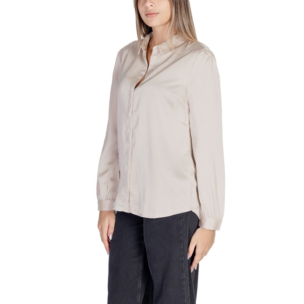 Vila Clothes – Goldene Polyesterbluse