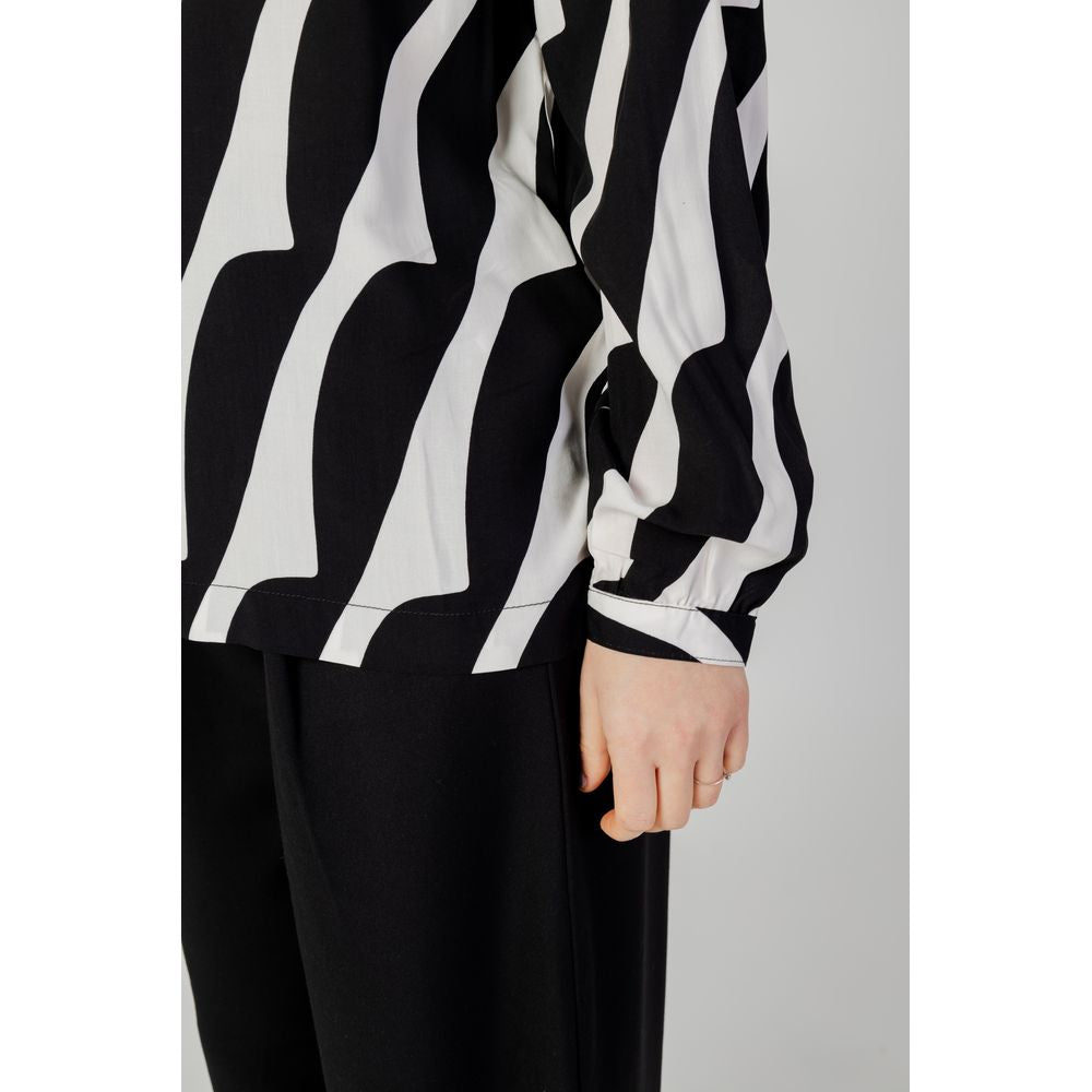 Street One – Schwarze Viskosebluse