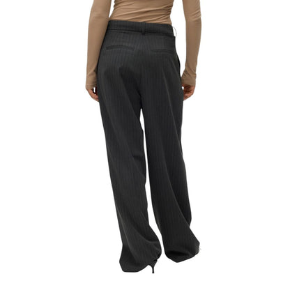 Vero Moda – Graue Polyesterhose