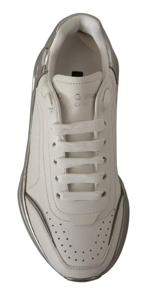 Dolce &amp; Gabbana Daymaster Sneakers aus weißem und silbernem Leder