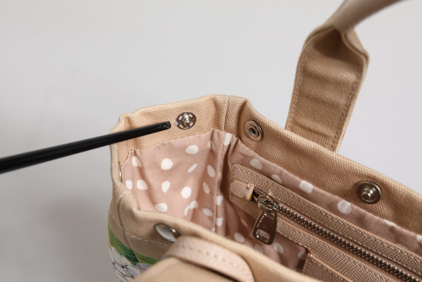 Mehrfarbige TANIA-Tragetasche aus Segeltuch mit Blumenmuster von Dolce &amp; Gabbana