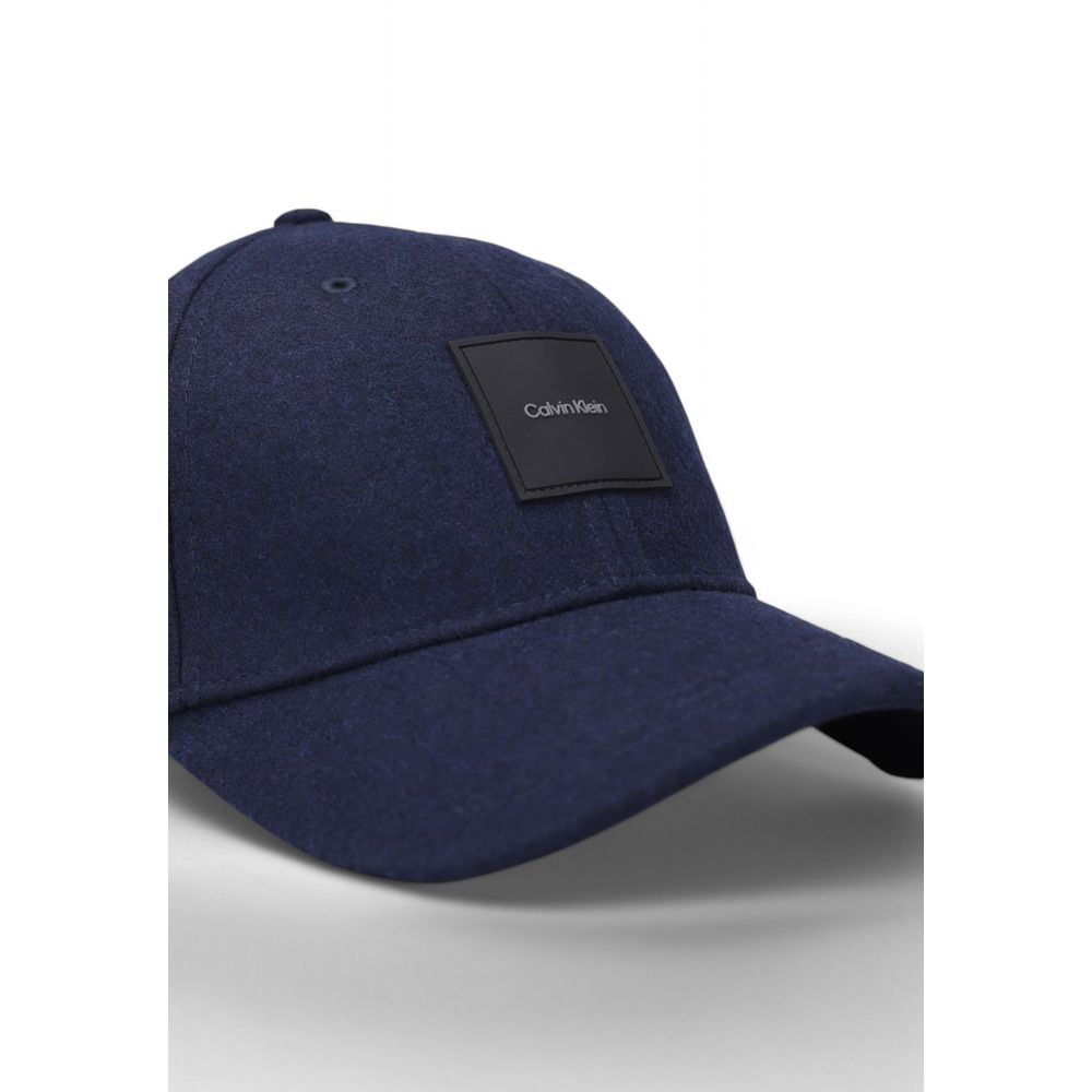 Calvin Klein – Baseballmütze aus blauer Wolle