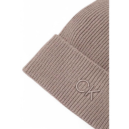 Calvin Klein – Baseballmütze aus Bio-Baumwolle in Beige
