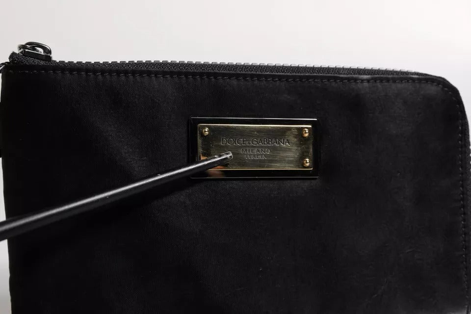 Dolce &amp; Gabbana – Schwarze Clutch aus Nylon mit Schlüsselanhänger und Logo-Plakette