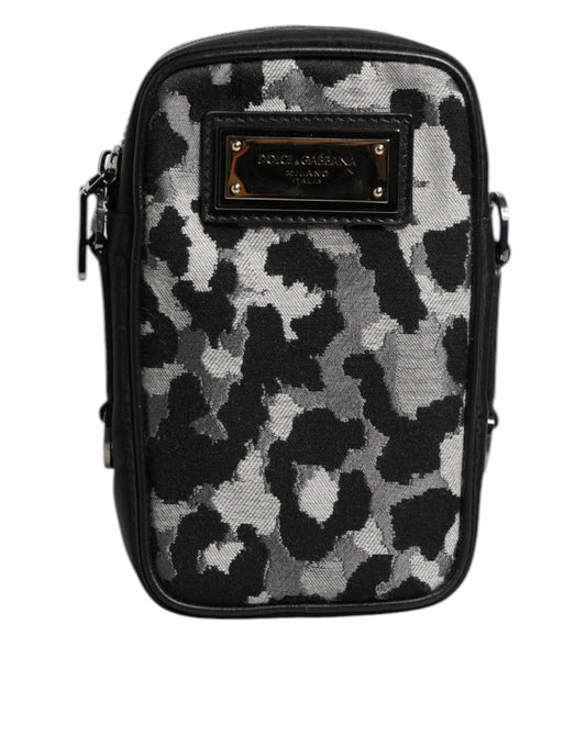Dolce & Gabbana – Mehrfarbige Umhängetasche aus Jacquard mit Camouflage-Muster und Logo-Schild