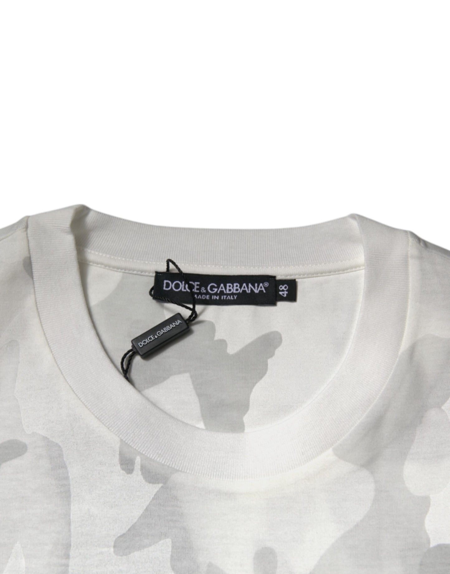 Dolce &amp; Gabbana – T-Shirt aus Baumwolle mit Rundhalsausschnitt in Weiß und Grau mit Camouflage-Muster