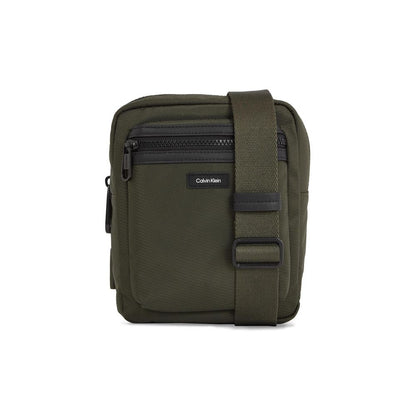 Calvin Klein – Grüne Kuriertasche aus recyceltem Polyester