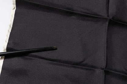 Dolce &amp; Gabbana – Quadratischer Taschentuchschal mit schwarzem Kronenlogo