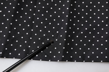 Dolce &amp; Gabbana – Schmaler Seidenschal mit schwarzen Punkten