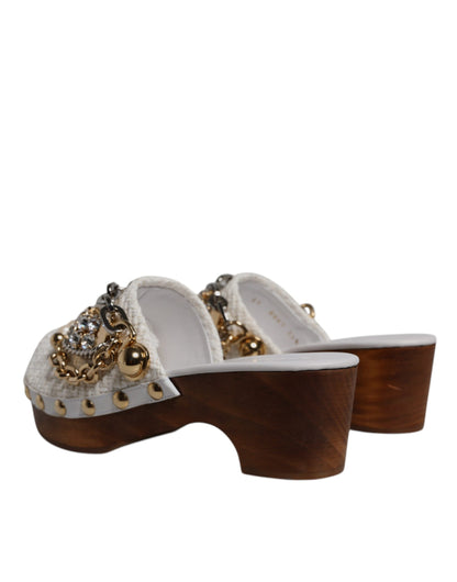 Dolce &amp; Gabbana Weiße Raffia Clogs mit Schmucksteinen und Kette Sandalen Schuhe