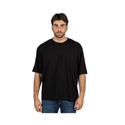 Schwarzes Baumwoll-T-Shirt von Alpha Studio