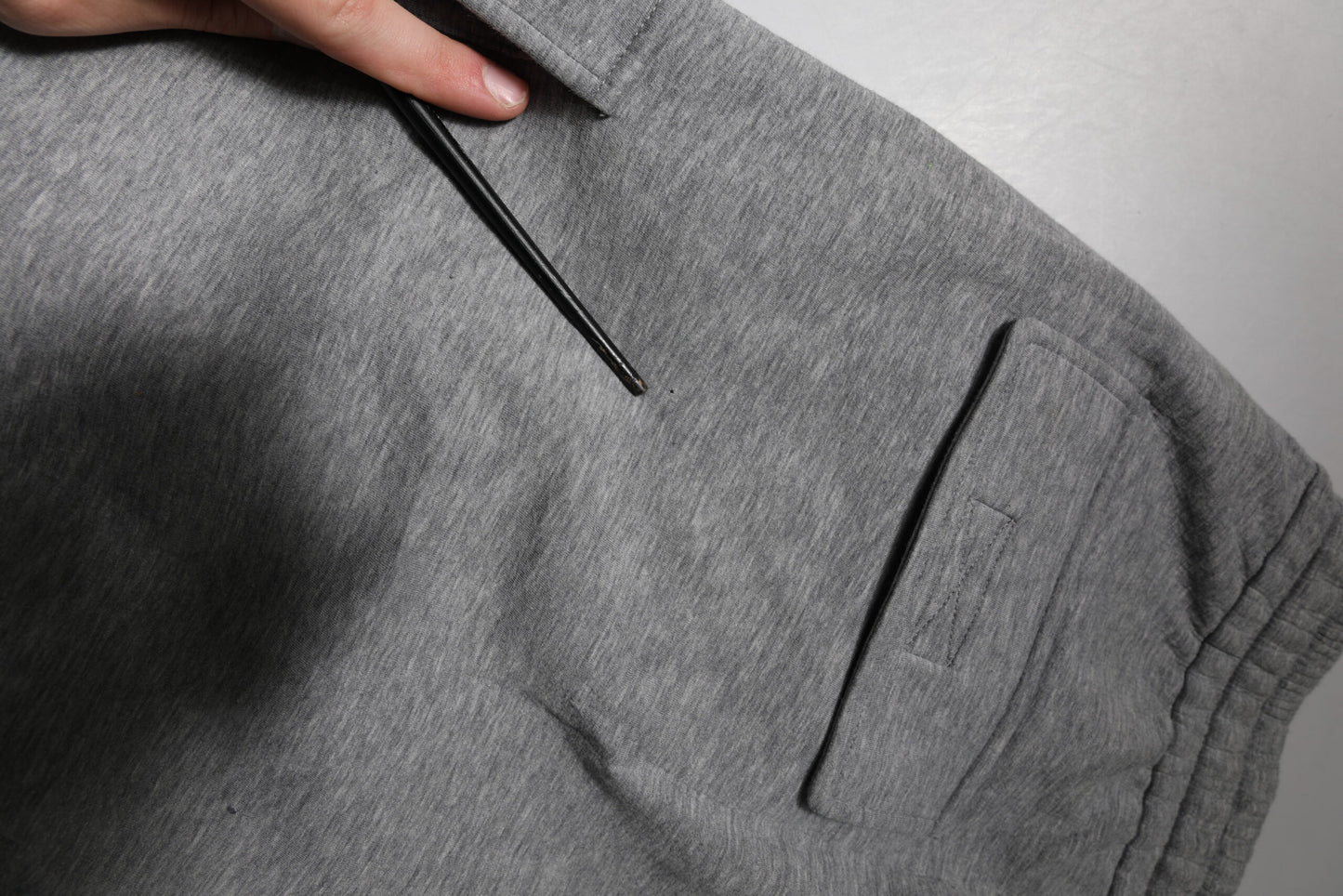 Dolce &amp; Gabbana Graue Cargo-Bermuda-Sweatshorts aus Baumwolle