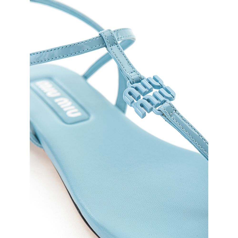 Miu Miu Zehentrenner-Sandalen aus blauem Lackleder