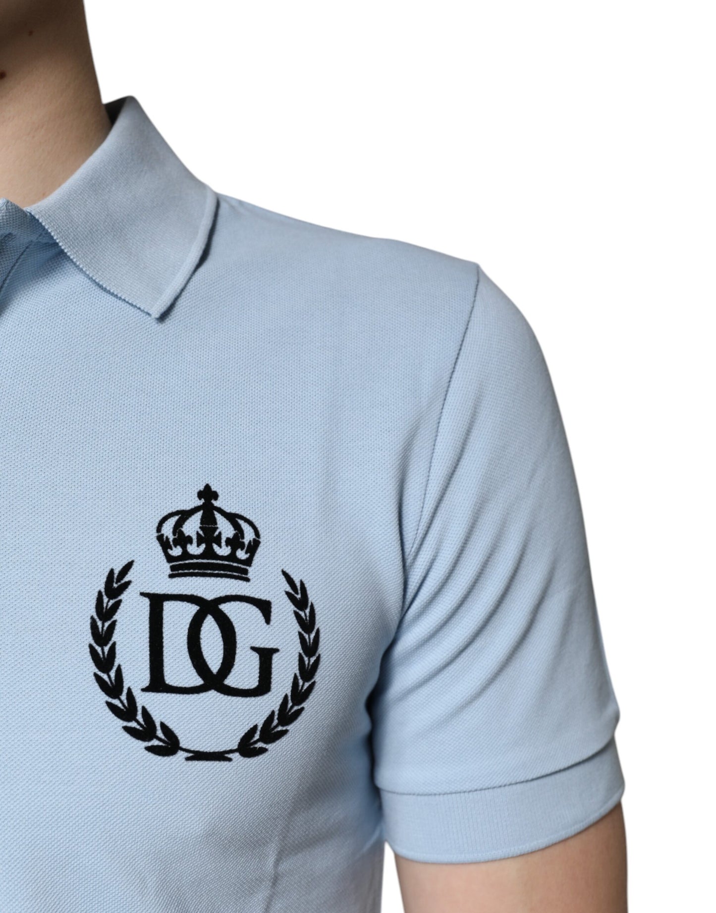 Dolce &amp; Gabbana – Himmelblaues Polo-T-Shirt aus Baumwolle mit Kronenkragen