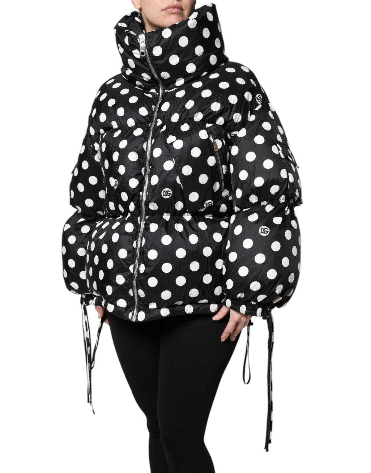 Dolce &amp; Gabbana – Pufferjacke mit durchgehendem Reißverschluss und Punkten in Schwarz und Weiß