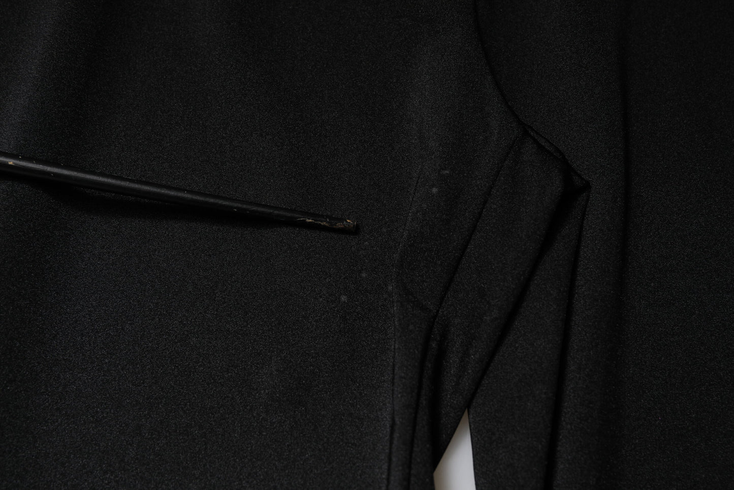 Dolce &amp; Gabbana – Schwarze, schmal geschnittene Hose aus Nylon mit hoher Taille