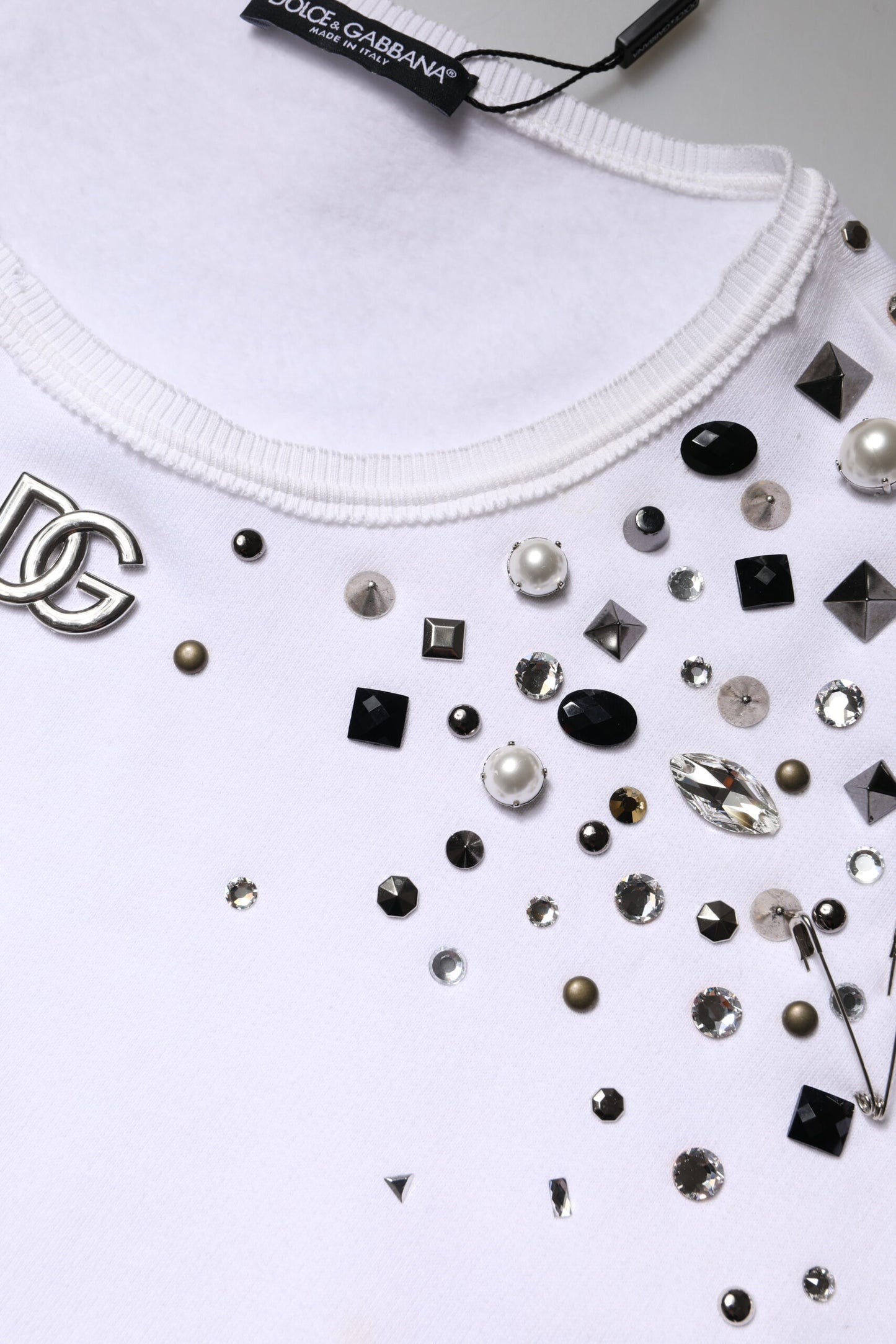 Dolce &amp; Gabbana – Weißer, verzierter, kurzärmliger Pullover
