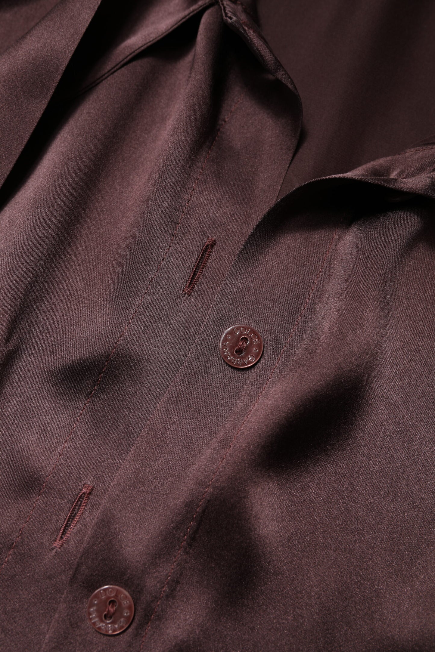 Dolce &amp; Gabbana, Braunes Blusentop mit langem Ascot-Kragen