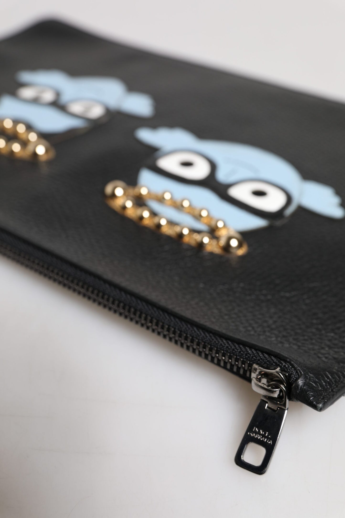 Dolce &amp; Gabbana Schwarzes Leder #DGFAMILY Verzierte Herren-Tasche mit Reißverschluss