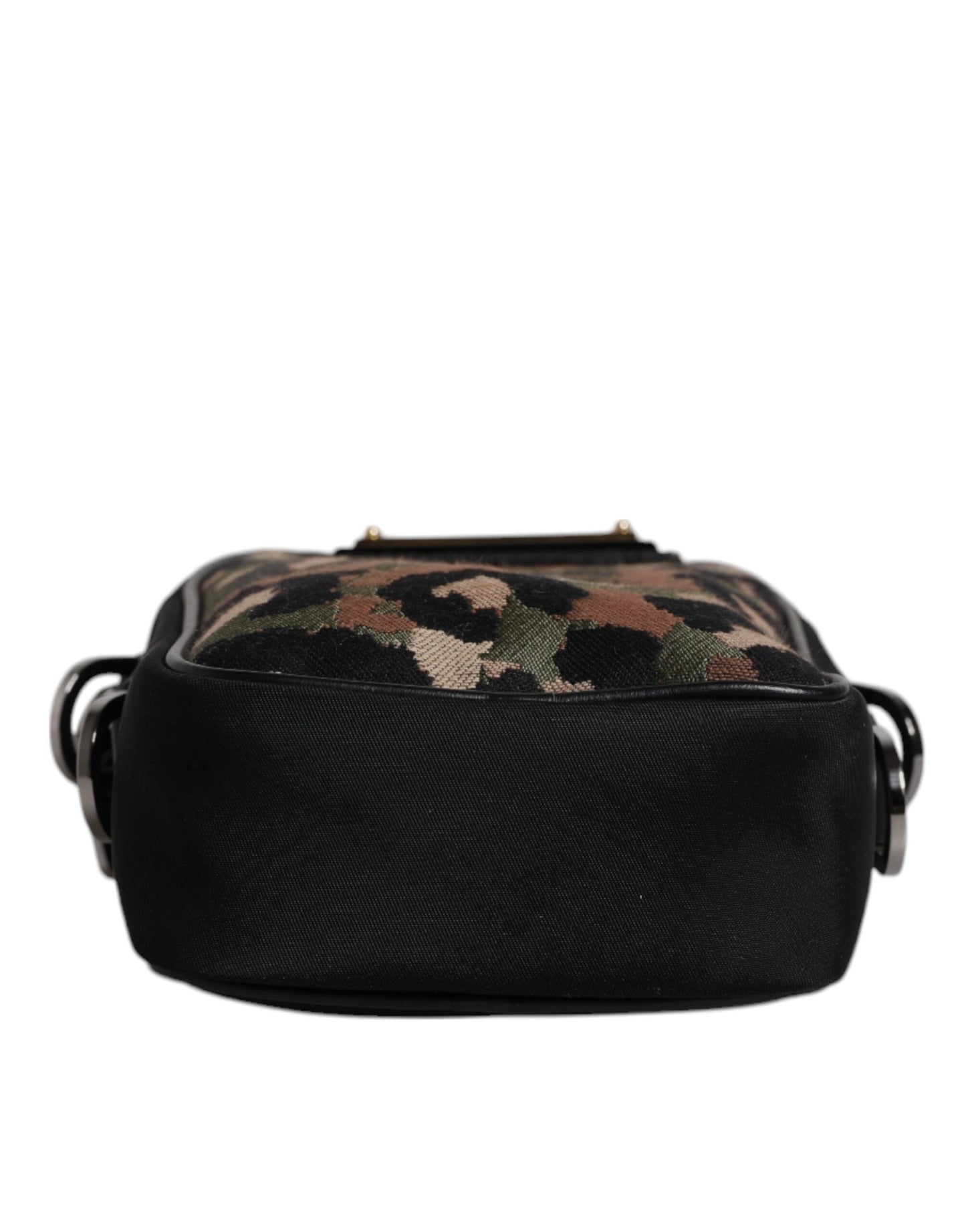 Dolce &amp; Gabbana – Mehrfarbige Umhängetasche aus Jacquard mit Leopardenmuster und Logo-Schild