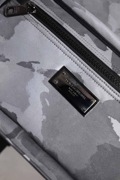 Dolce &amp; Gabbana Rucksacktasche aus grauer Baumwolle mit Camouflage-Logo
