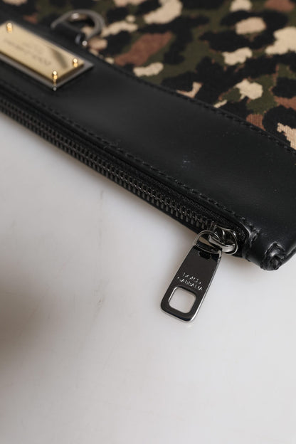 Dolce &amp; Gabbana – Mehrfarbige Beuteltasche mit Logo-Schild und Leoparden-Jacquard-Print