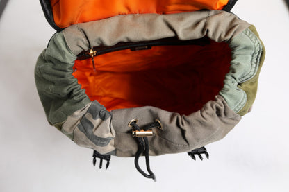 Dolce &amp; Gabbana Militärgrüner Patchwork-Reiserucksack