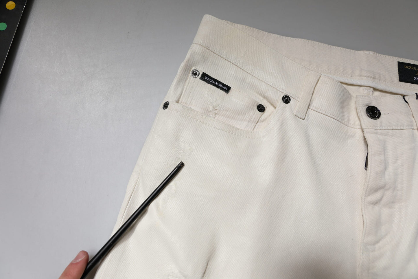 Dolce &amp; Gabbana Skinny-Jeans aus Baumwollstretch in Off-White