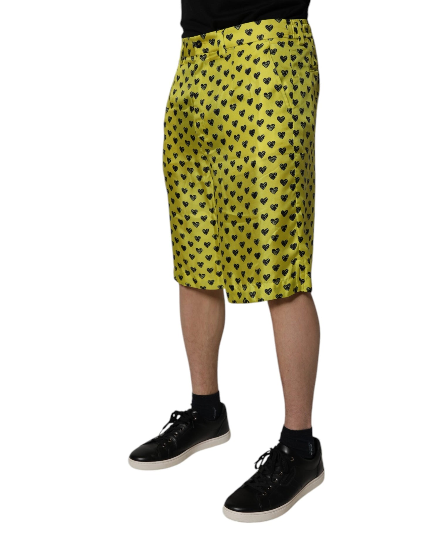 Dolce &amp; Gabbana – Grüne Bermudashorts aus Seide mit Herz-Print