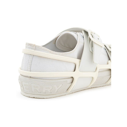Burberry Weiße Baumwoll-Sneaker im sportlichen Stil
