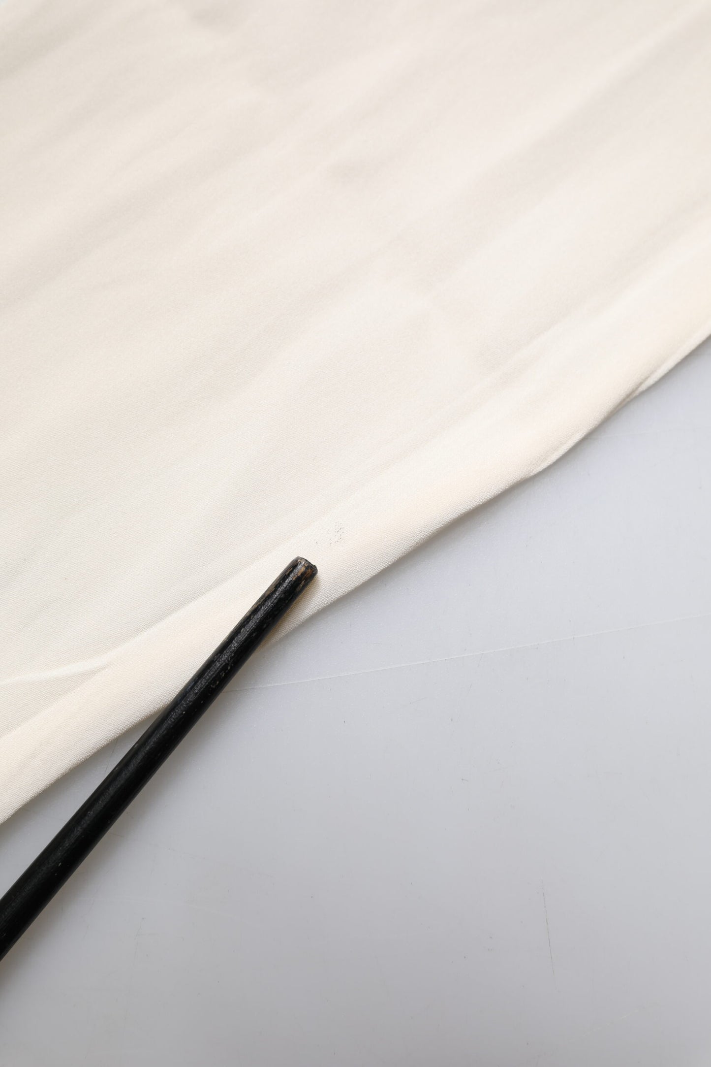 Dolce &amp; Gabbana – Cremefarbenes Blusenoberteil mit Blumenspitze und langen Ärmeln