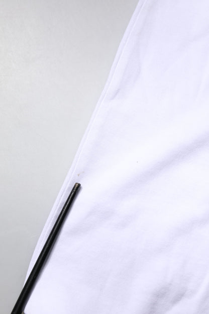 Dolce &amp; Gabbana – Weißes T-Shirt aus Baumwoll-Seiden-Mischgewebe mit Ascot-Kragen