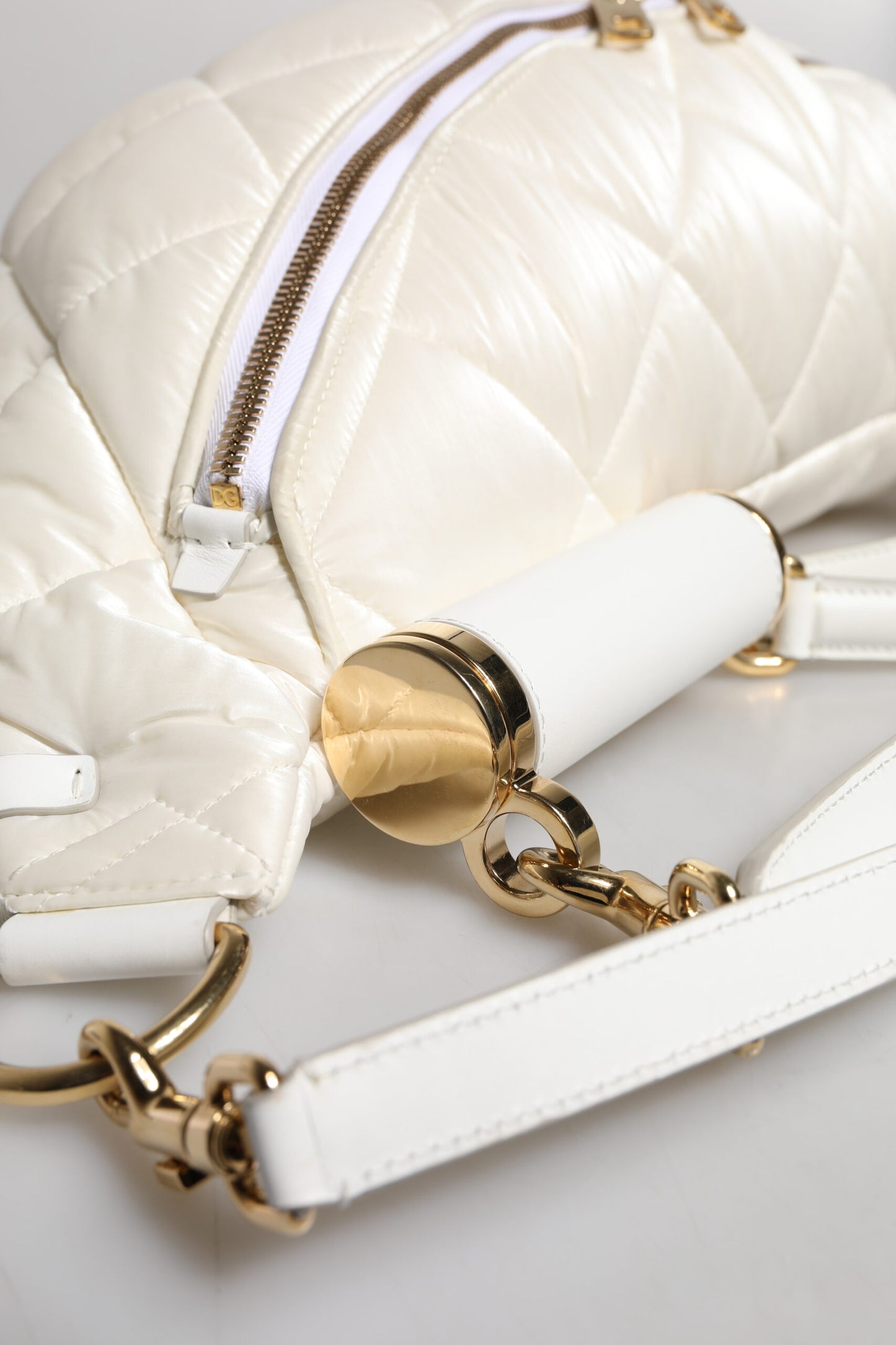 Dolce & Gabbana White Quilted Logo Plaque Belt Waist Fanny Pack Bag