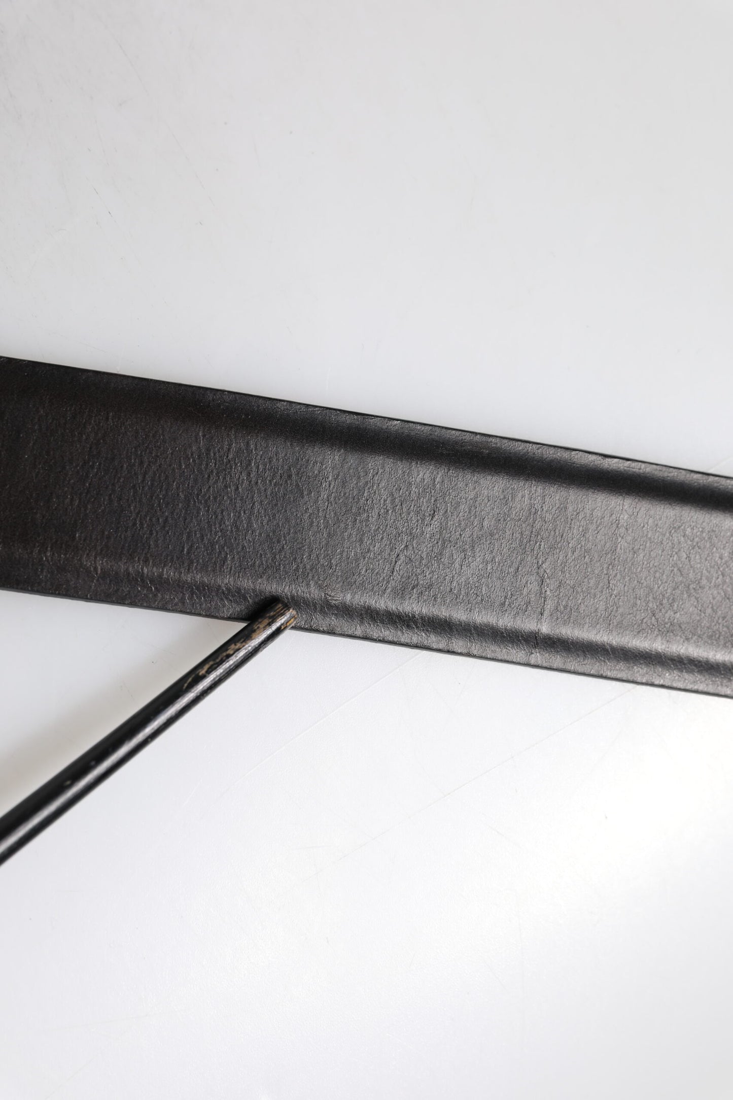 Dolce &amp; Gabbana Klassischer Gürtel aus schwarzem Leder mit Metallschnalle