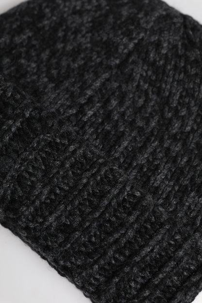 Dolce &amp; Gabbana Graue Kaschmir-Strickmütze für den Winter