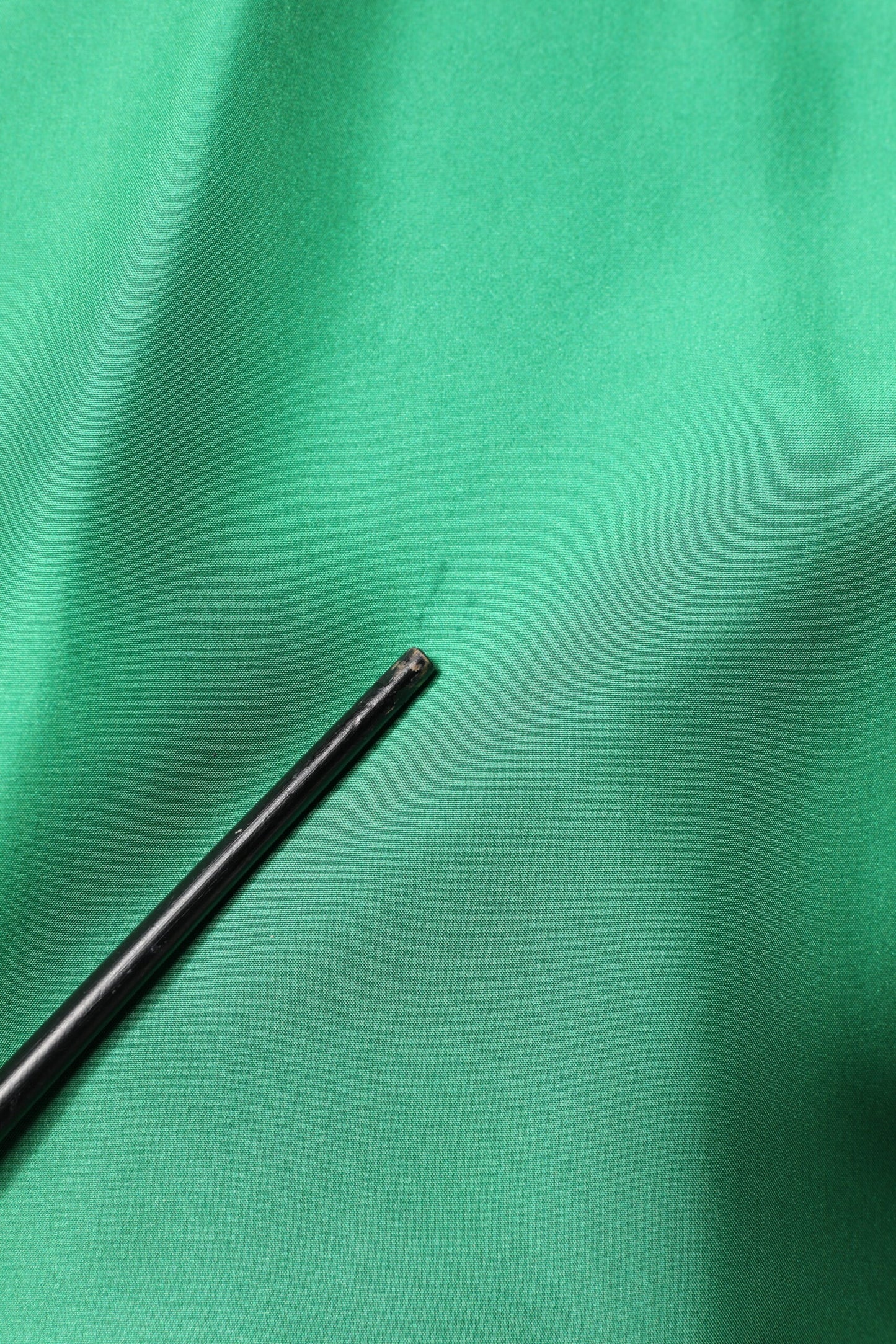 Dolce &amp; Gabbana – Grünes, langärmliges Freizeithemd aus Seidensatin