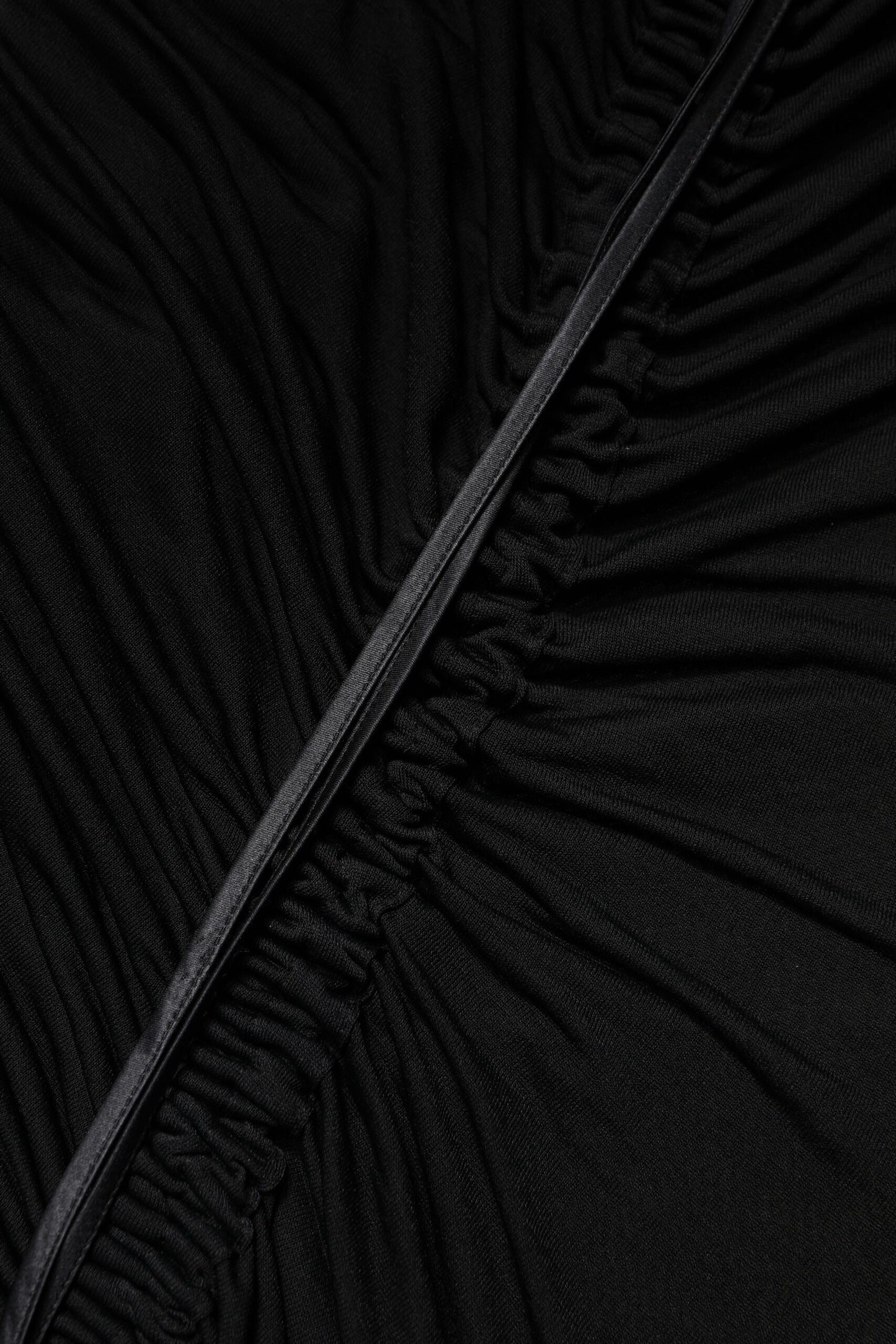 Dolce &amp; Gabbana – Langes, figurbetontes Etuikleid mit schwarzem Netzbesatz