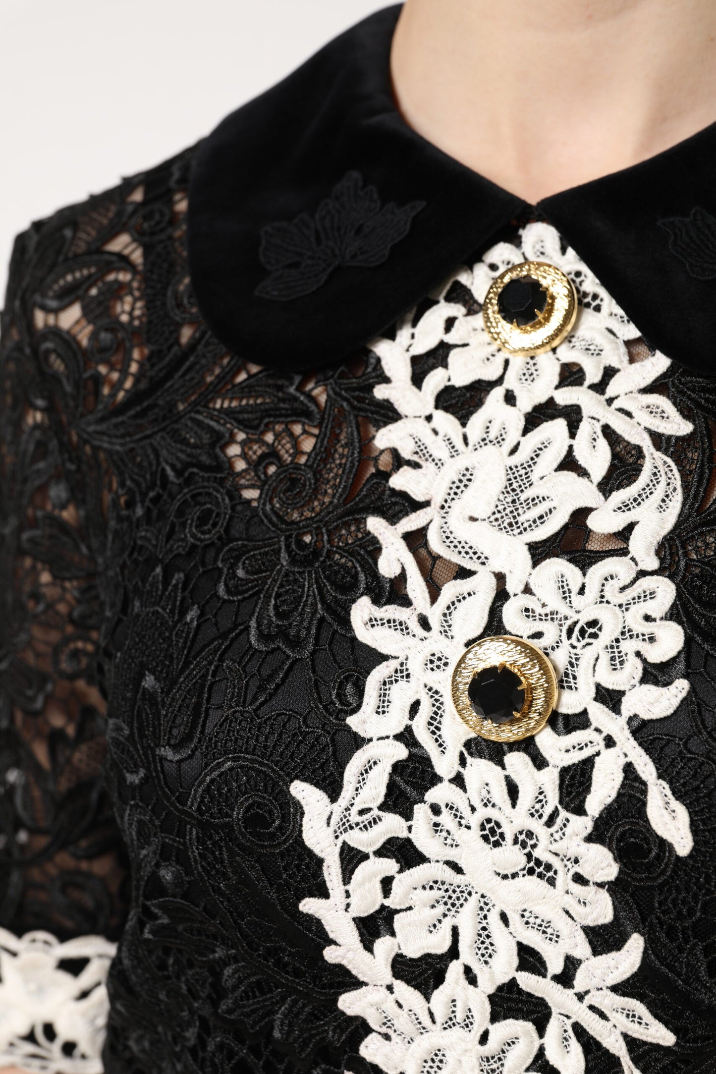 Dolce &amp; Gabbana – Schwarzes Minikleid mit Blumenspitze