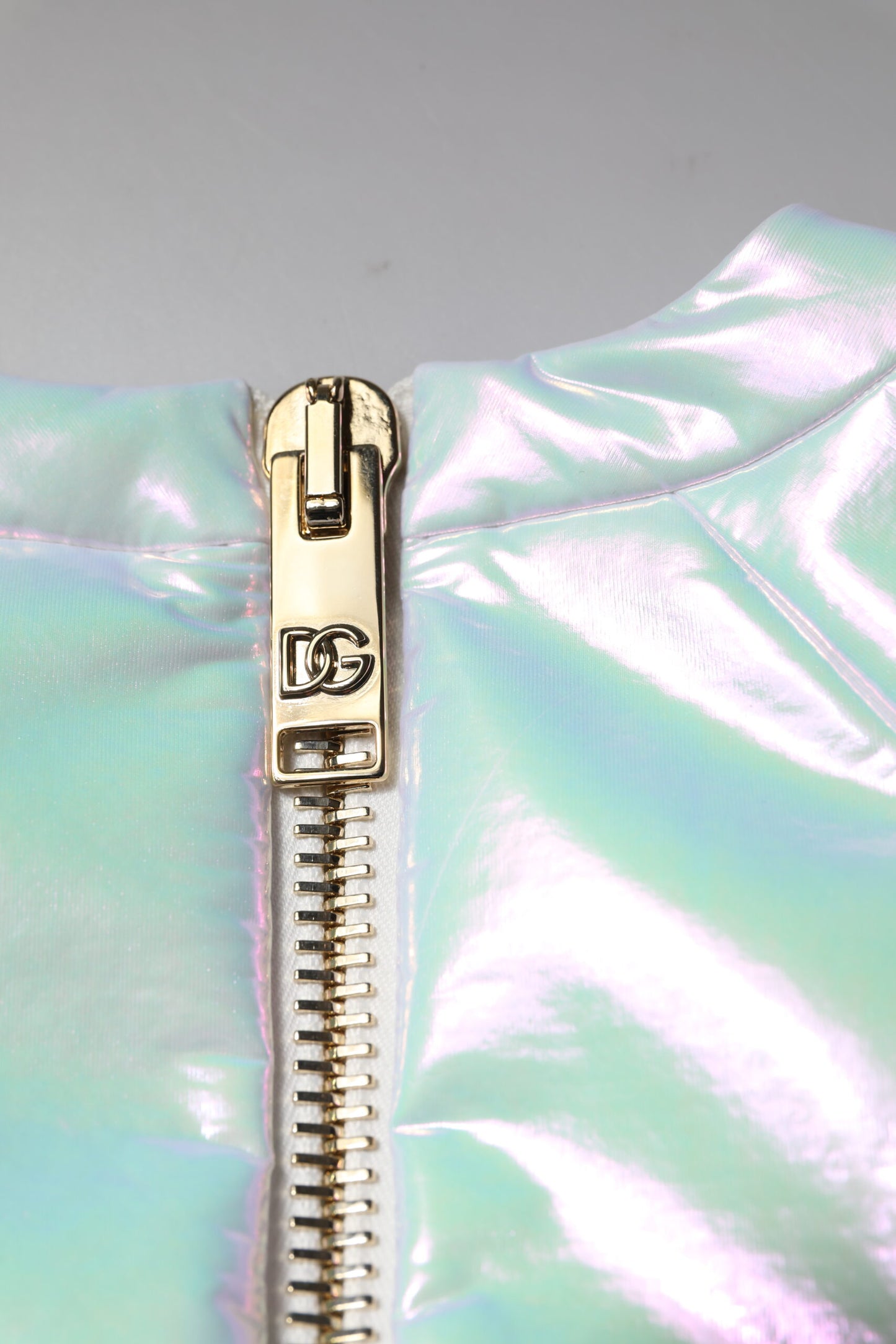 Dolce &amp; Gabbana – Weißes, figurbetontes Minikleid mit langen Ärmeln